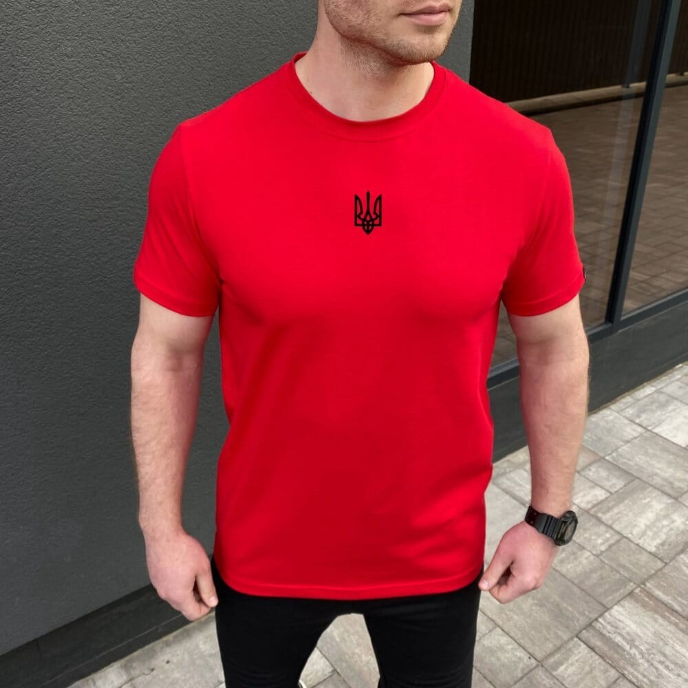 Футболка чоловіча однотонна червона Pobedov Peremoga - наклейка Герб 4см чорна, POB_00000007487