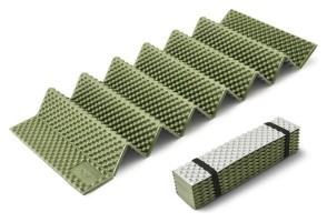 Килимок туристичний складаний одномісний IXPE Naturehike CNK2450WS044 з алюмінієвою плівкою, 195x60x1.8 см, оливковий