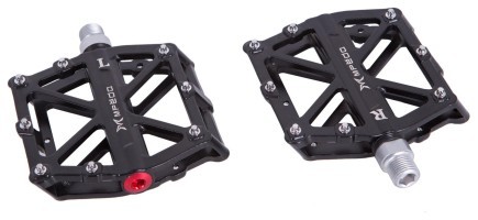 Педали Алюминий 96*101мм Mpeda AL-10 черный пром. подшипник сменные шипы, шир.платформа AM (брендированная упаковка)