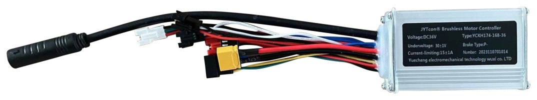 Контроллер GP JYT 36B 15А модифікована синусоїда у власному корпусі 200мм L - 100мм