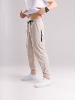 Бежевые мужские джоггеры. Джогеры плащевка спорт мужской Pobedov Yoxo. Брюки джогеры с карманами