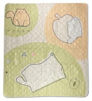 Коврик для пикника водостойкий Naturehike CNK2350WS010, 210x240 см, светло-салатовый с принтом.