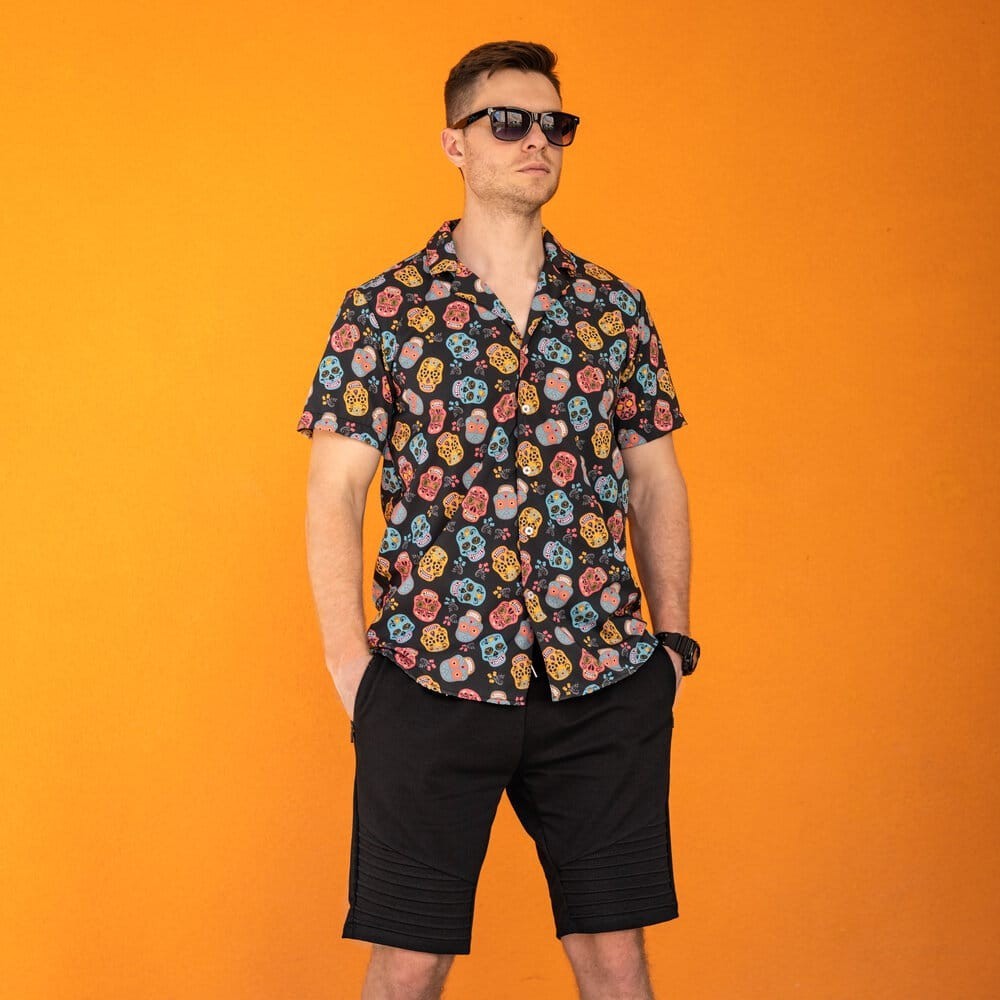 Чоловіча сорочка з коротким рукавом чорна Pobedov Kolorovi cherepy, POB_00000004804