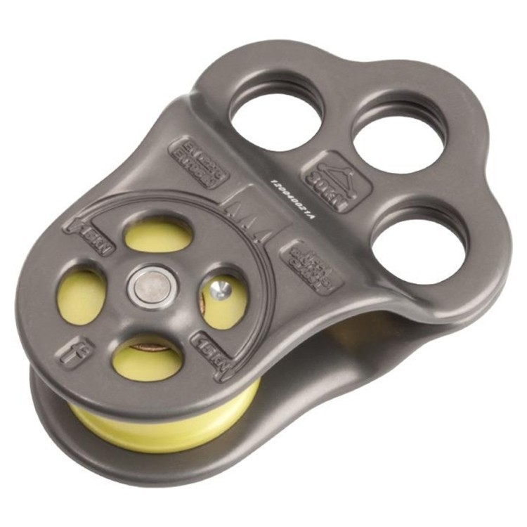 Блок DMM Triple Attachment Pulley серый, PUL100BLT