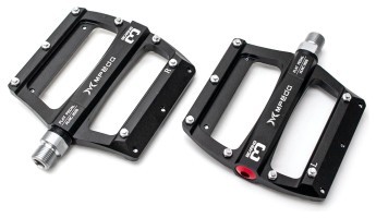 Педали Алюминий 101*105мм Mpeda ALNC-2026 BMX на 3 пром. подшипн. сменные шипы AM (брендированная упаковка)