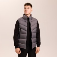 Темно-сіра жилетка для чоловіків з плащівки Pobedov Puffer