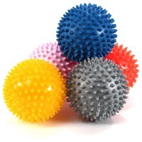 Массажер мячик игольчатый (8.5см) Bavar Sport (розовый)