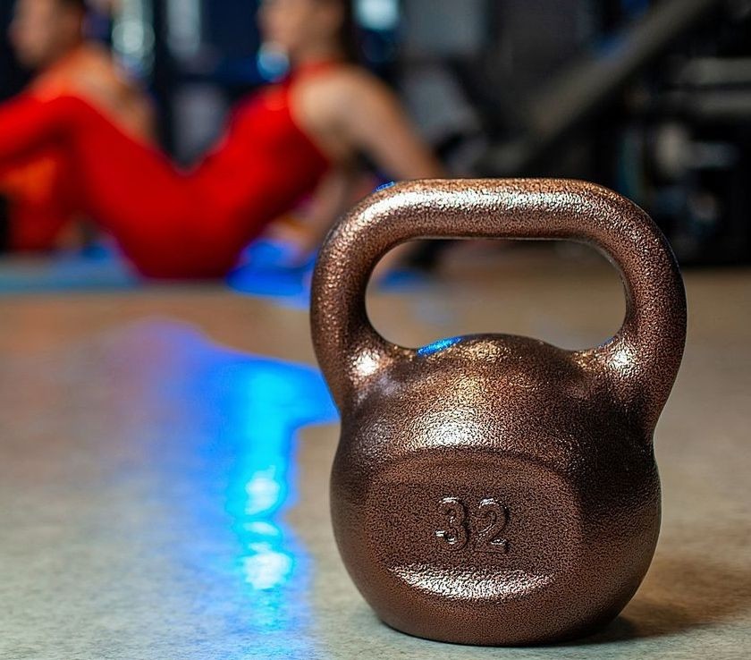 Гиря чавунна RN-SPORT 32 кг металева, колір бронза, RNS_RN-32BRZ