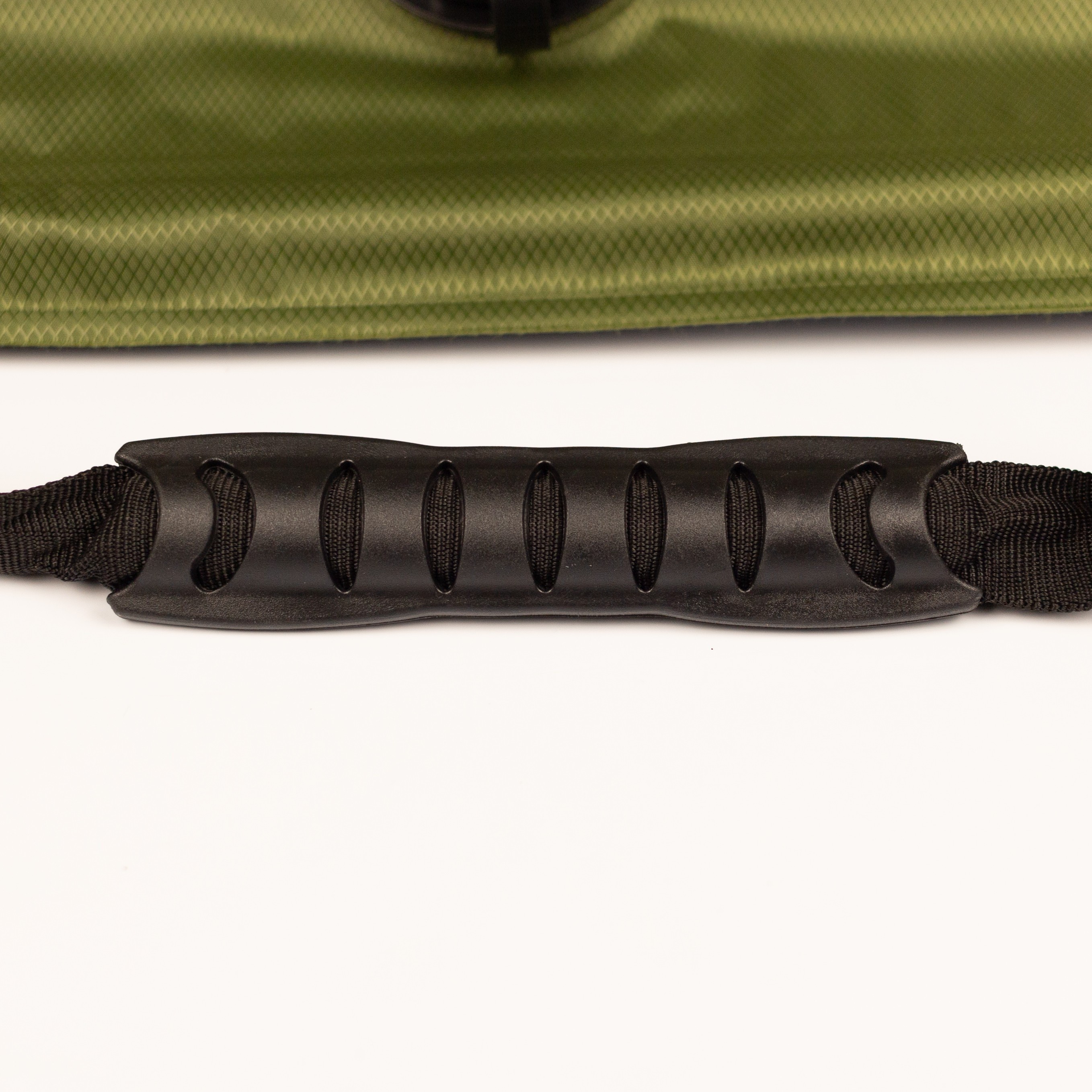 Емкость для душа Tramp PVC Rip-Stop 20л UTRA-125, 